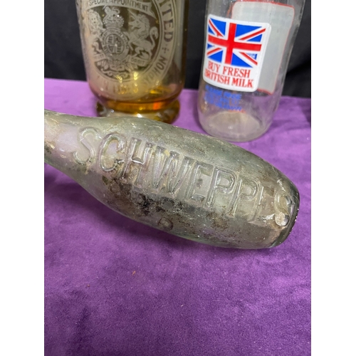 171 - Quantity of vintage / antique branded glass bottles inc Schweppes ,  + 1 clay WD Rawlings bottle