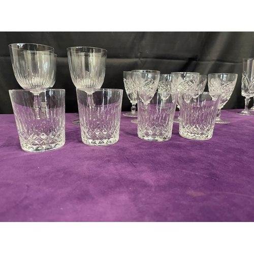 189 - Quantity of good quality cut crystal glasses