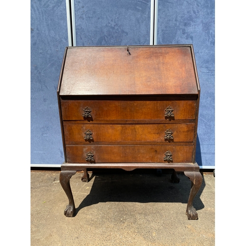 188 - Vintage mahogany bureau

Dimensions - 16