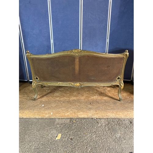 204 - Antique French style gilt sofa

Dimensions - 36