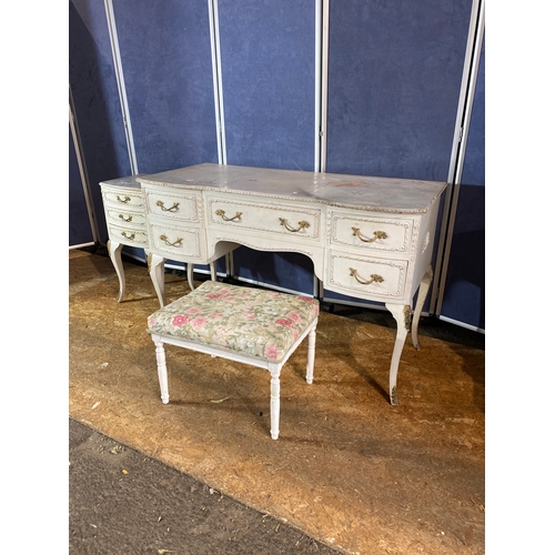 213 - Vintage White French style dressing table and matching bedside. 

See images for dimensions.