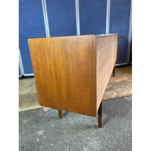 220 - Vintage Mid Century Nathan Teak Sideboard 

Dimensions - 72