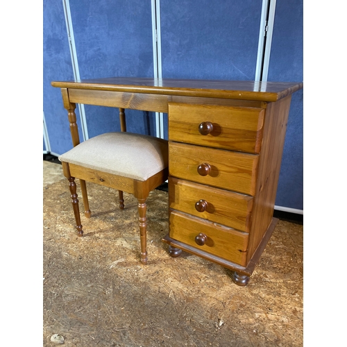 221 - Pine dressing table with stool. 

Dimensions - 40