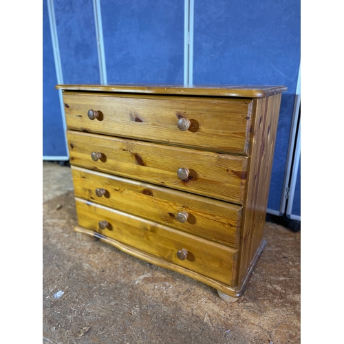 222 - Pine four drawer chest of drawers.

Dimensions - 33