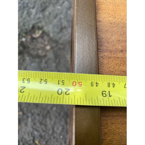 234 - Vintage nest of three tables.

Dimensions of largest for reference.