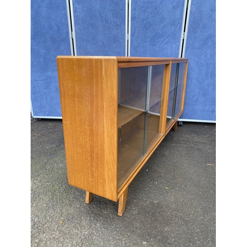 242 - Vintage Oak glazed display cabinet

Dimensions - 10