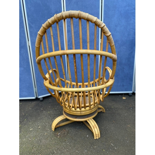 255 - 1970's Retro Angraves Cane rocking chair

Dimensions - 28