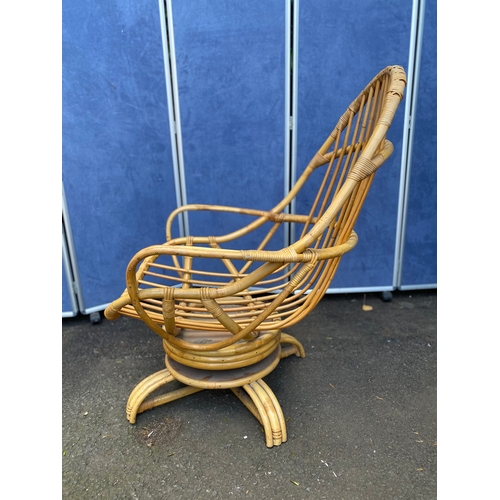 255 - 1970's Retro Angraves Cane rocking chair

Dimensions - 28