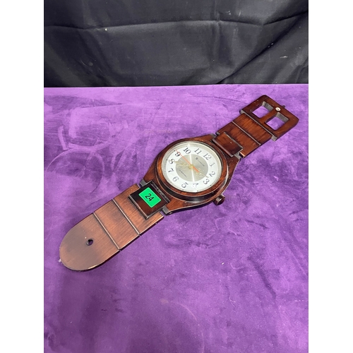 24 - Novelty wood wrist watch design clock