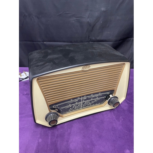 33 - Vintage GEC Valve Radio