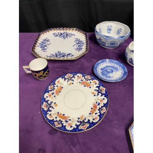 37 - Quantity of various vintage / antique blue and white ceramic  jugs / plates various makers Wedgwood,... 