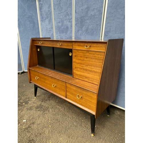 396 - Mid century G Plan side board/cabinet.

Dimensions- 48