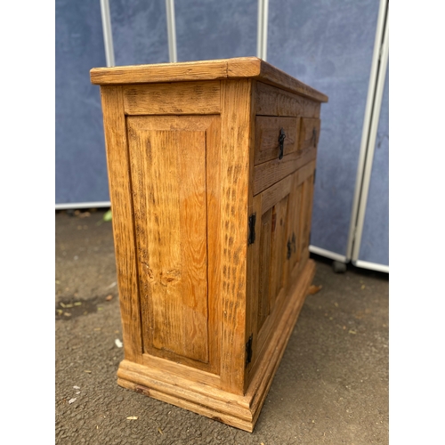 403 - Rustic pine cabinet/sideboard. 

Dimensions - 37.5