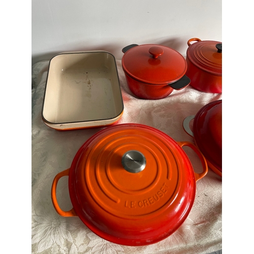 60 - Quantity of vintage Le Creuset Cooking pots + Descoware