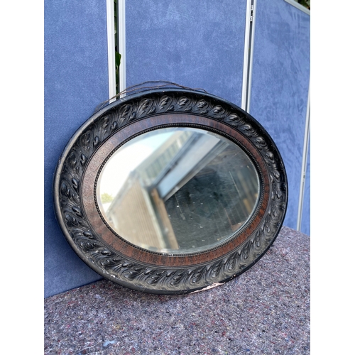 437 - Vintage ornate oval mirror

Dimensions - 27.5