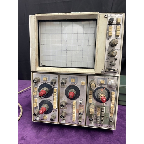 126 - Vintage Tektronix 5103n Oscilloscope