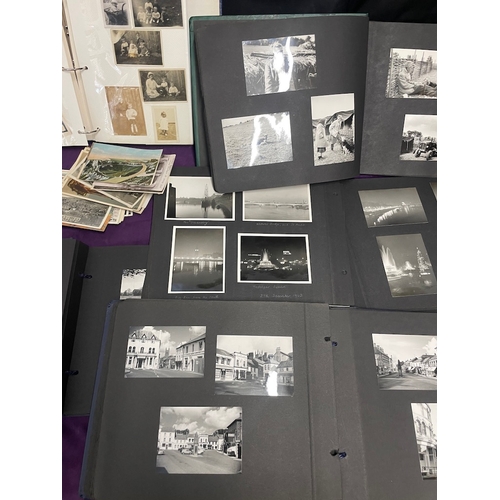 133 - Large quantity of 1930-1970's Black & White photographs / Family / Locations UK & World