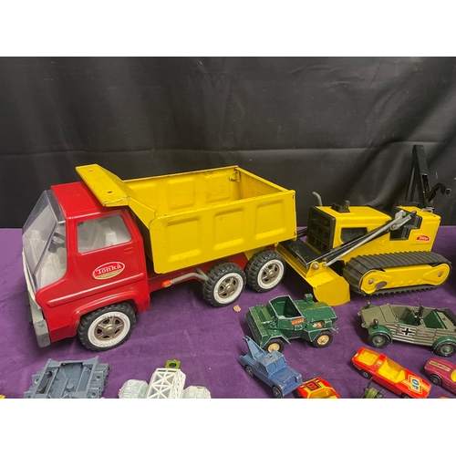 137 - Vintage Tonka Toys + Dinky / Corgi cars & plastic figures