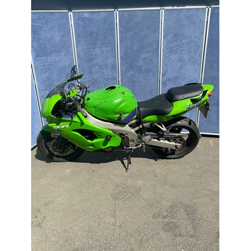 90 - Kawasaki Ninja Motorbike