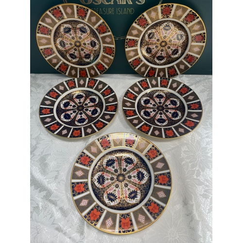 1 - Five Royal Crown Derby Imari Pattern Plates 1128 c1970's