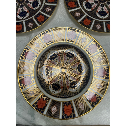 1 - Five Royal Crown Derby Imari Pattern Plates 1128 c1970's