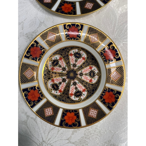 9 - Four Royal Crown Derby Ol Imari Pattern Plates c1971