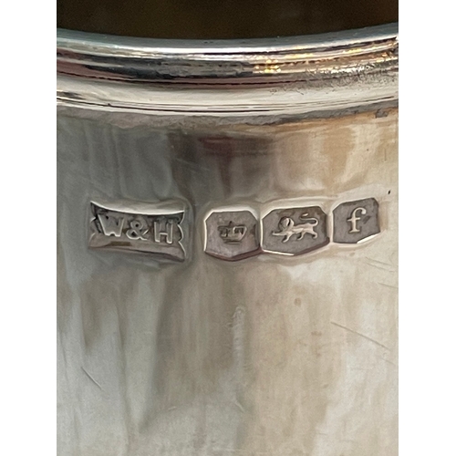 38 - Walker & Hall Sterling Silver Tankard - Sheffield 1923 - 141g - 8cm x 6cm