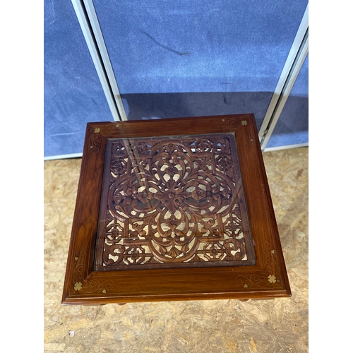 168 - Oriental carved coffee/side table with glass inlaid 

Dimensions - 22