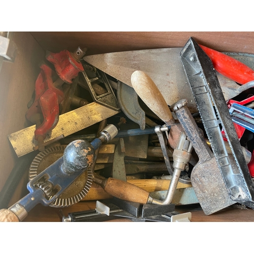 304 - Quantity of vintage carpentry & builders tools + chest