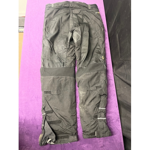 105 - Two pairs of Mens Motorbike Trousers XL / 36