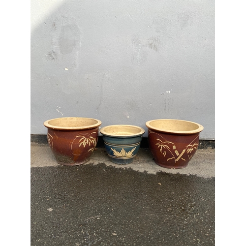 330 - Lovely trio of printed garden pots