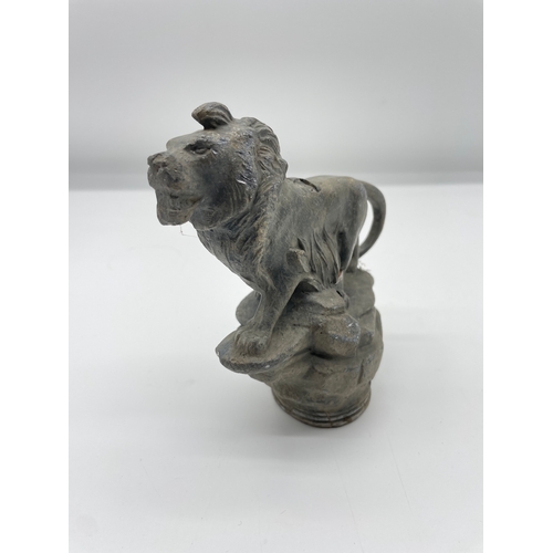 113 - Vintage Cast Lead Lion Mascot (English)