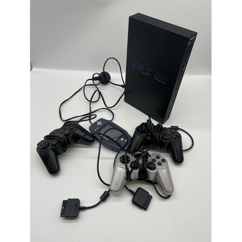 34 - Playstation 2 + controllers, Gameboy Advance + Xbox