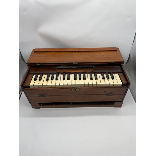 60 - Vintage Collapsable Childs Organ