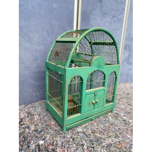 82 - Lovely retro bird cage. 

Dimensions 14.5