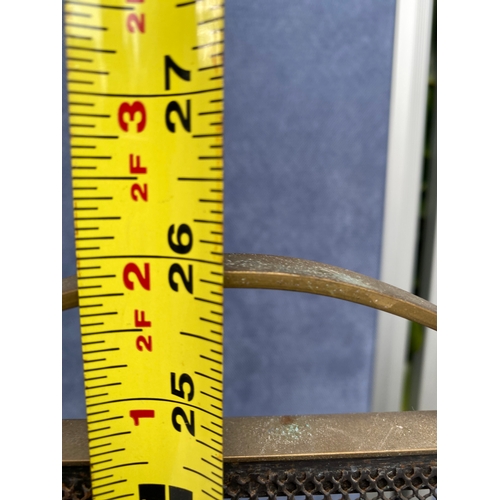 91 - Metal fire guard

Dimensions - 24