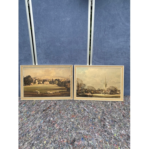 393 - A pair of scenic landscape art pieces. 

Dimensions - 16