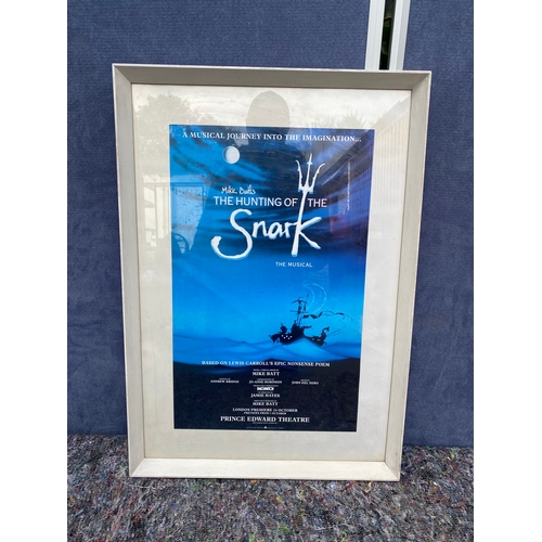 414 - Mike Batts 'The hunting of Snark' musical poster

Dimensions - 18.5