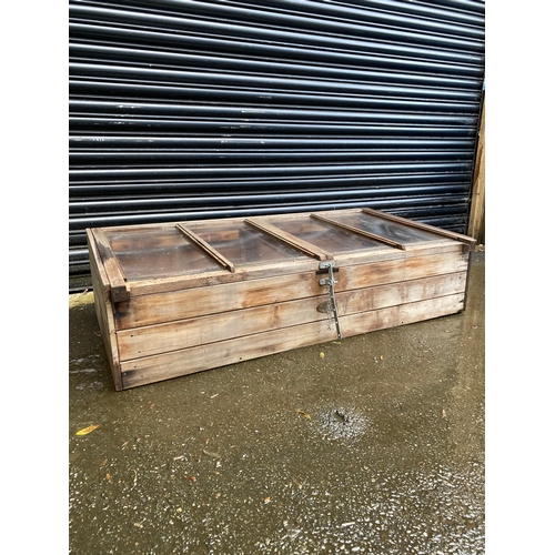 151 - Western red cedar wooden cold frame/bed planter box by C H Whitehouse LTD

Dimensions - 52.5