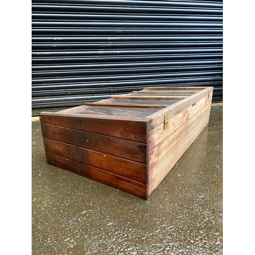 151 - Western red cedar wooden cold frame/bed planter box by C H Whitehouse LTD

Dimensions - 52.5