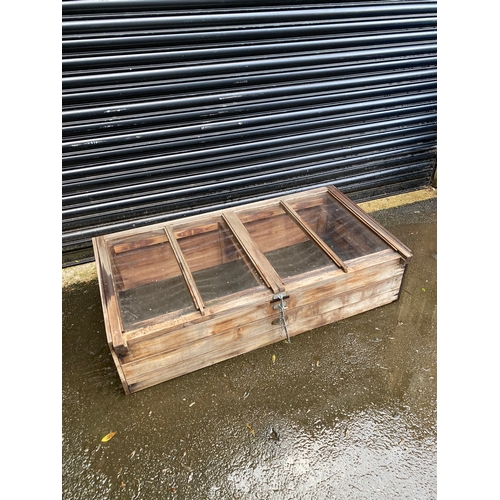 151 - Western red cedar wooden cold frame/bed planter box by C H Whitehouse LTD

Dimensions - 52.5