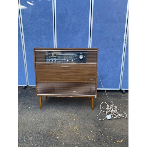 153 - Vintage Grundig stereo console.

Dimensions - 32