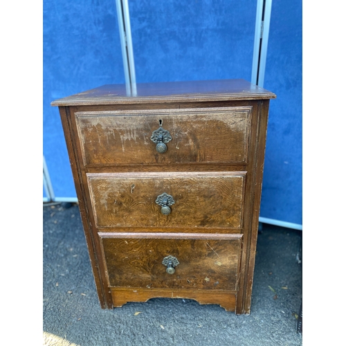 157 - Two miscellaneous pieces including small three drawer bedside and Music storage cabinet. 

See image... 