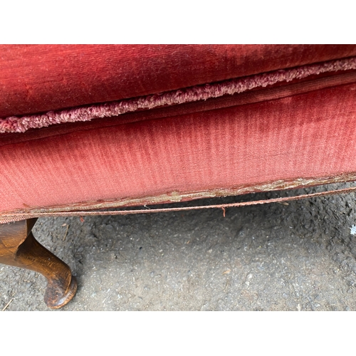 165 - Vintage wingback armchair in red upholstery.

Dimensions - 38