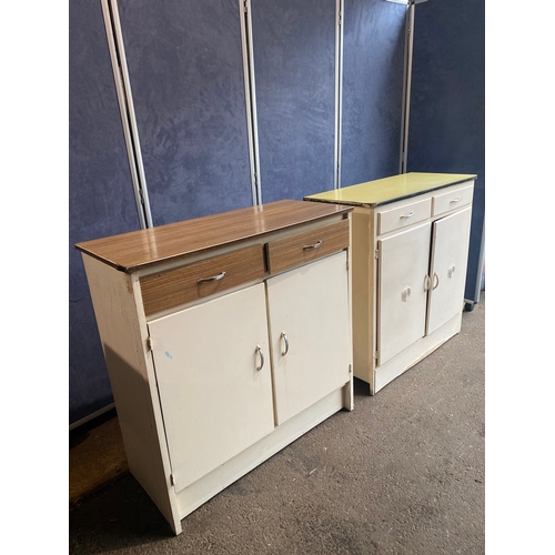 167 - Two retro kitchen units. 

Please see images for dimensions.