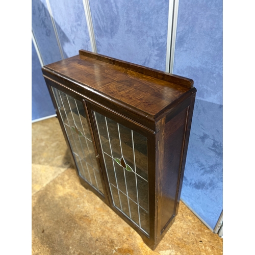 191 - Antique glazed front display cabinet.

Dimensions - 12