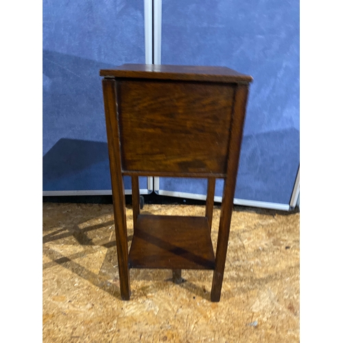 206 - Two small antique pieces including a pot stand and a sewing box/table. 

Please see images for dimen... 