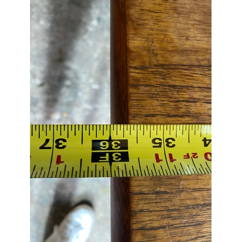 213 - Mid century drop leaf table.

Please see images for dimensions.