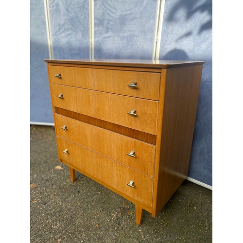 216 - Mid century four drawer chest of drawers.

Dimensions - 31