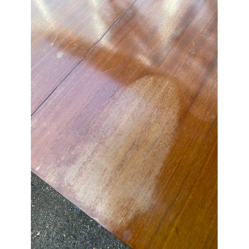 219 - Mahogany drop leaf table with storage area. 

Please see images for dimensions.